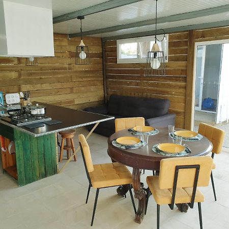 Casa Vale Ecotainer Vandrarhem Lisboa Exteriör bild