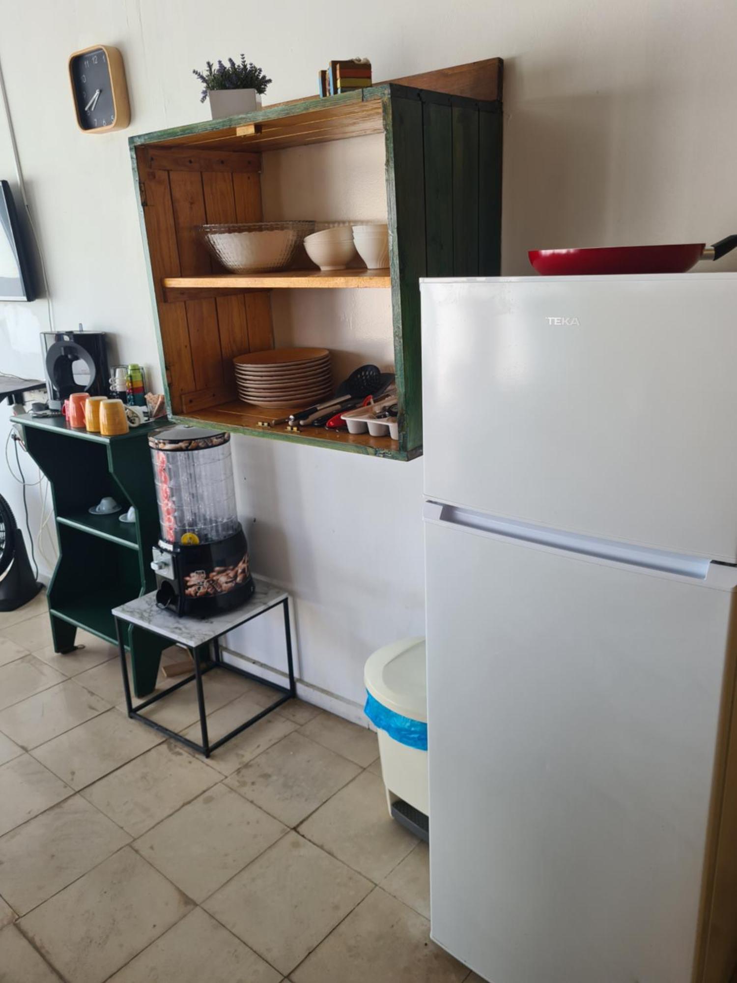 Casa Vale Ecotainer Vandrarhem Lisboa Exteriör bild