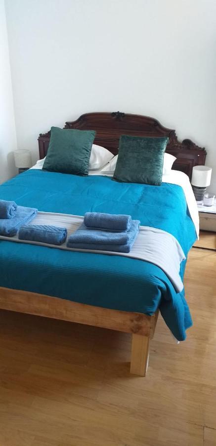 Casa Vale Ecotainer Vandrarhem Lisboa Exteriör bild